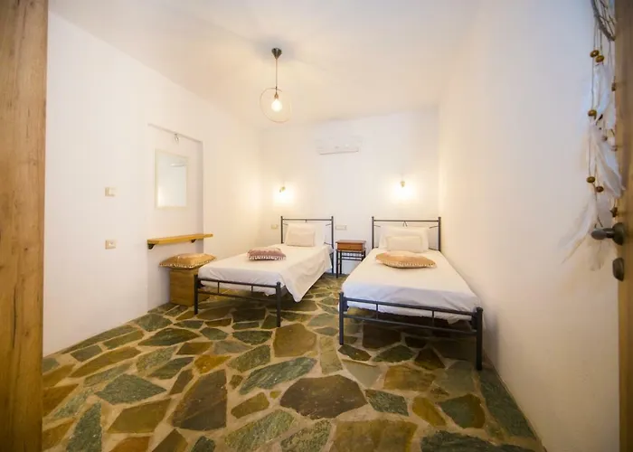 Pitropos Garden Сasa de vacaciones